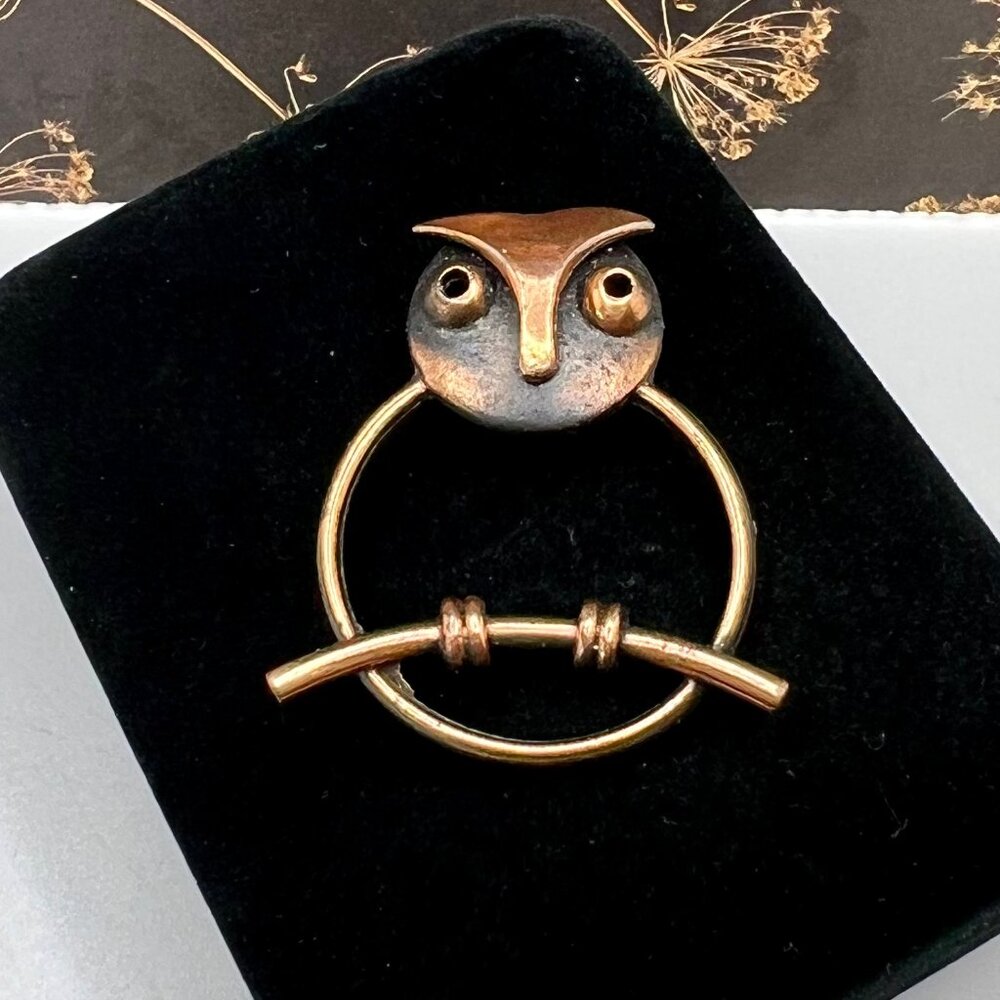 SALE 3/$20**Copper Modernist Owl Brooch